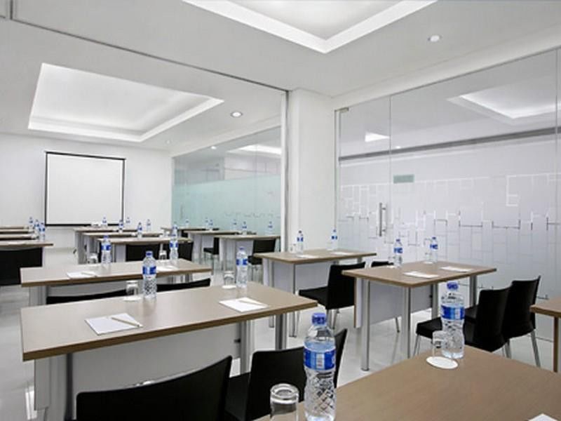Amaris Hotel Thamrin City Yakarta Exterior foto