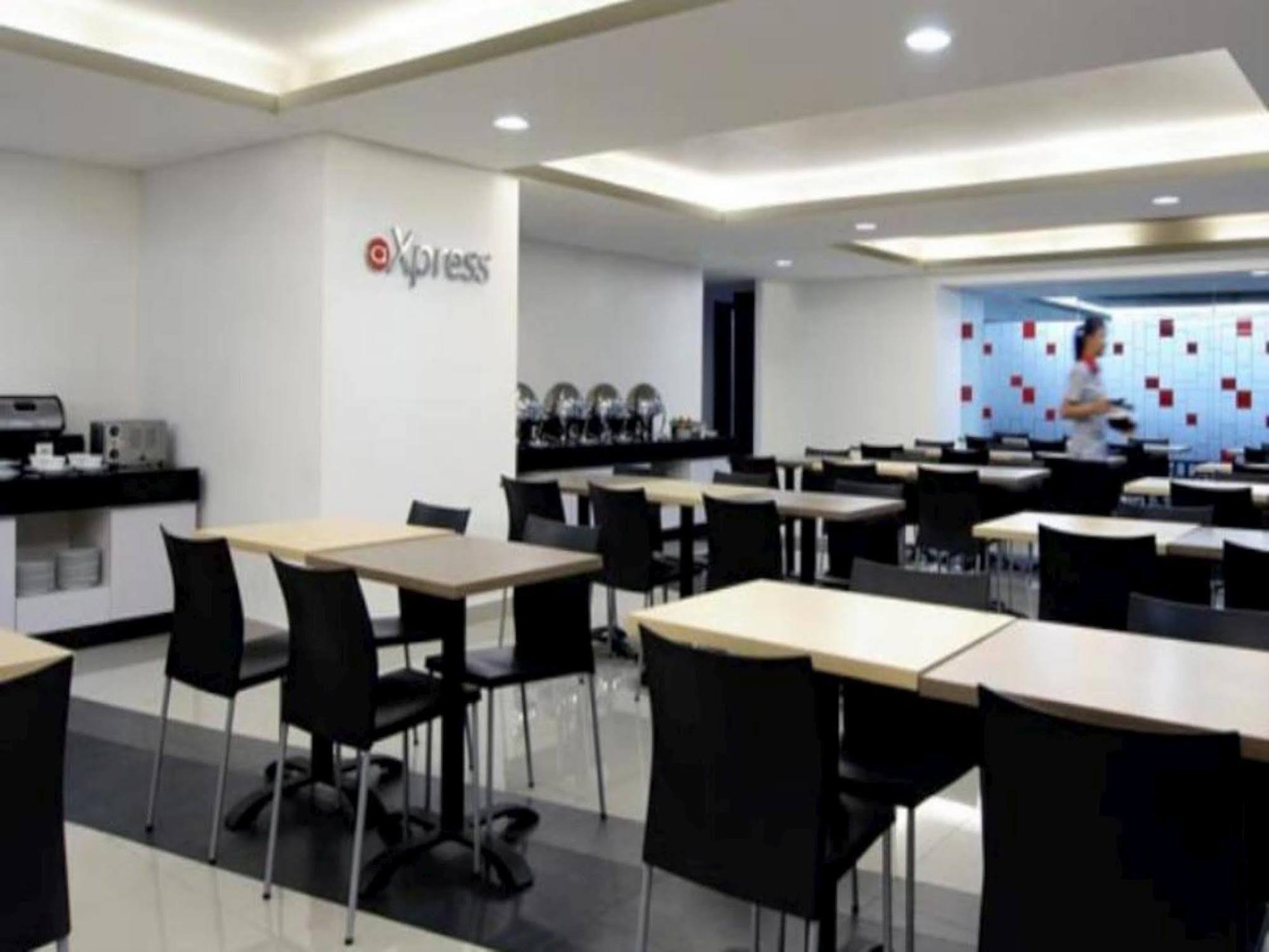 Amaris Hotel Thamrin City Yakarta Exterior foto